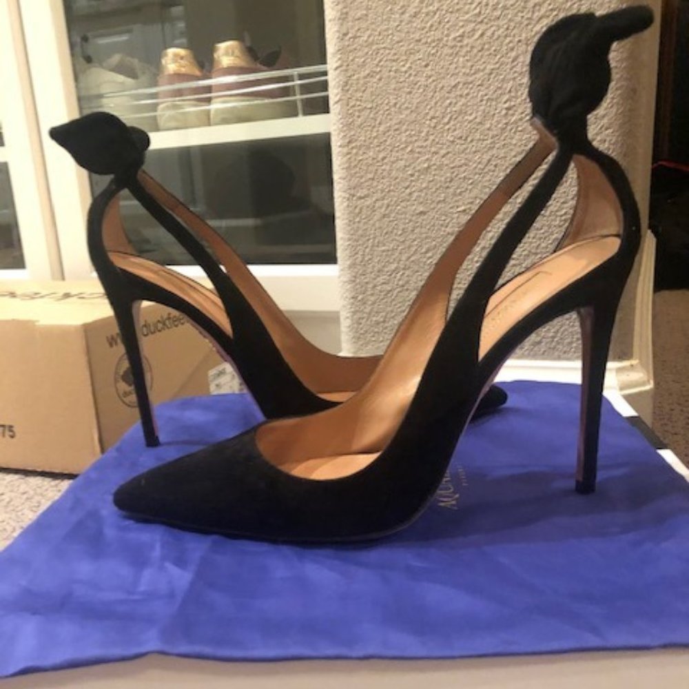 Aquazzura black suede Deneuve pump